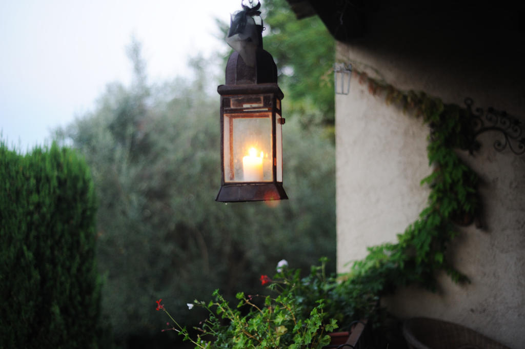 Bed and Breakfast Maison Le Retour Le Rouret Exterior foto